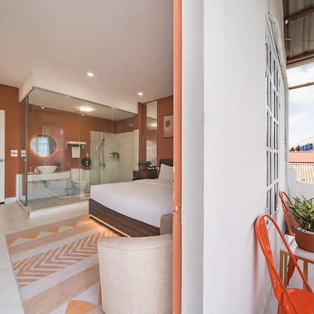 C O R O N A Hanoi House Экстерьер фото