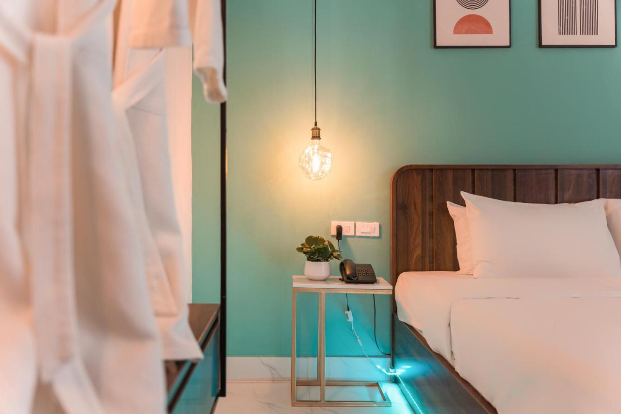 C O R O N A Hanoi House Экстерьер фото
