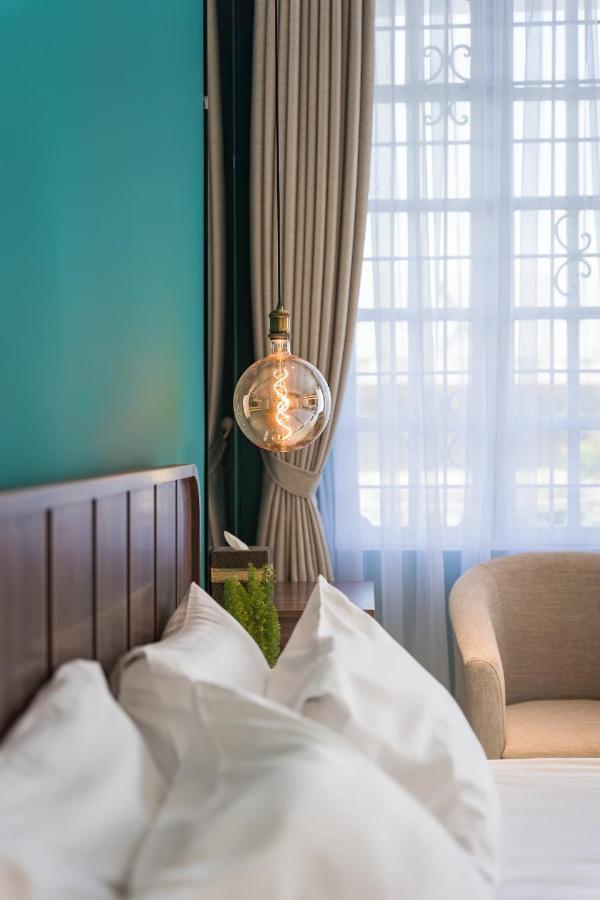 C O R O N A Hanoi House Экстерьер фото